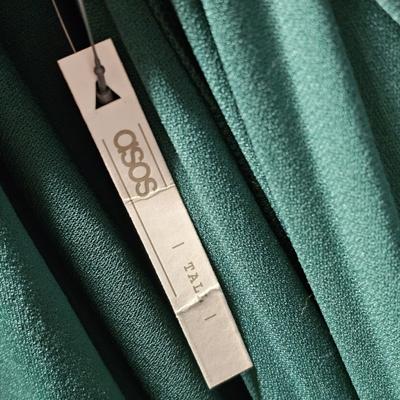 NEW ASOS Floor Length Halter Style Emerald Green Maxi Dress size 4 Tall - Picture 6 of 9